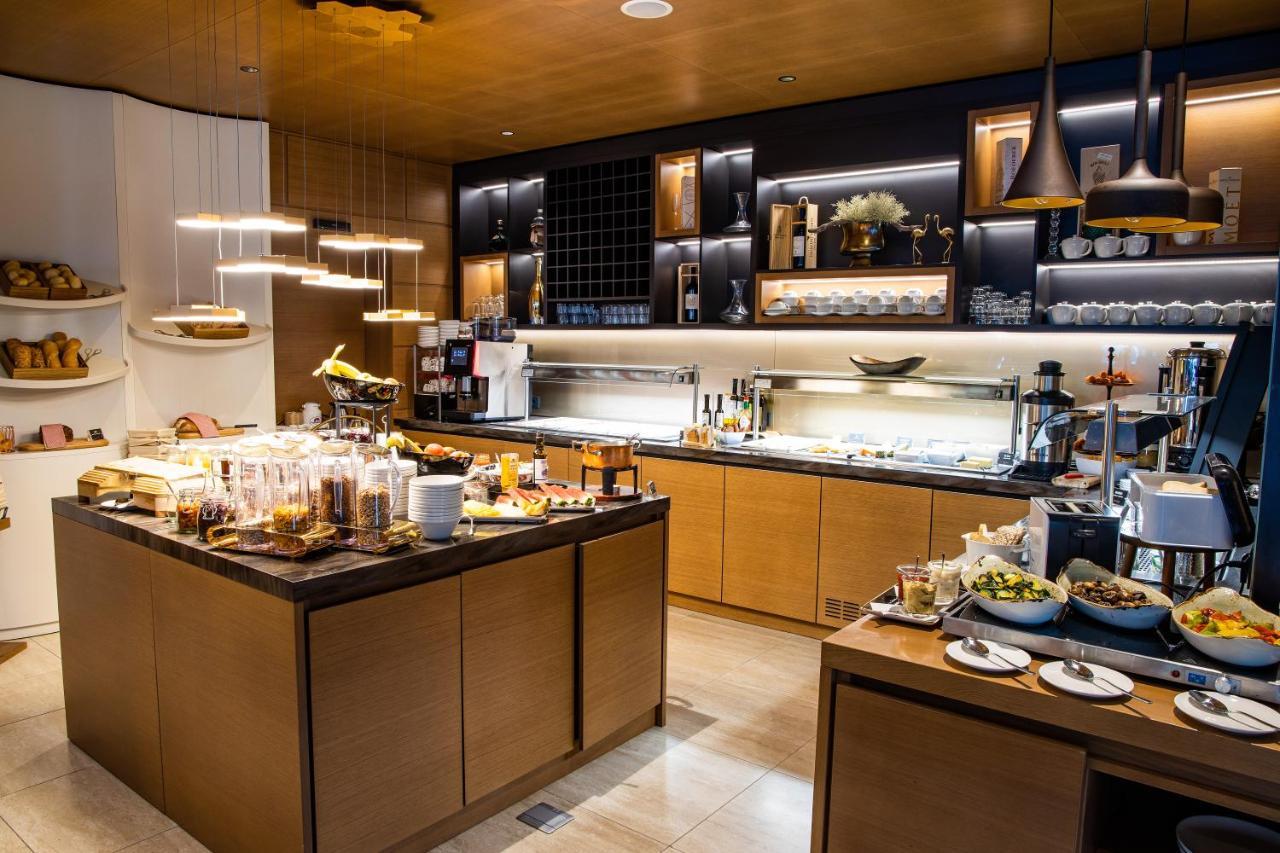 Hotel Seven Villach Bagian luar foto
